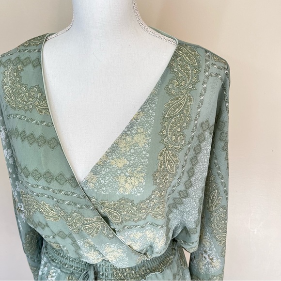 Altar’d State Long Sleeve Bandanna Print Wrap Front Dress - Picture 3 of 14